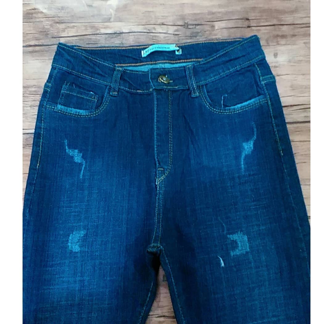 شلوار لی جین مدل کمر دکمه ایی جیب دار