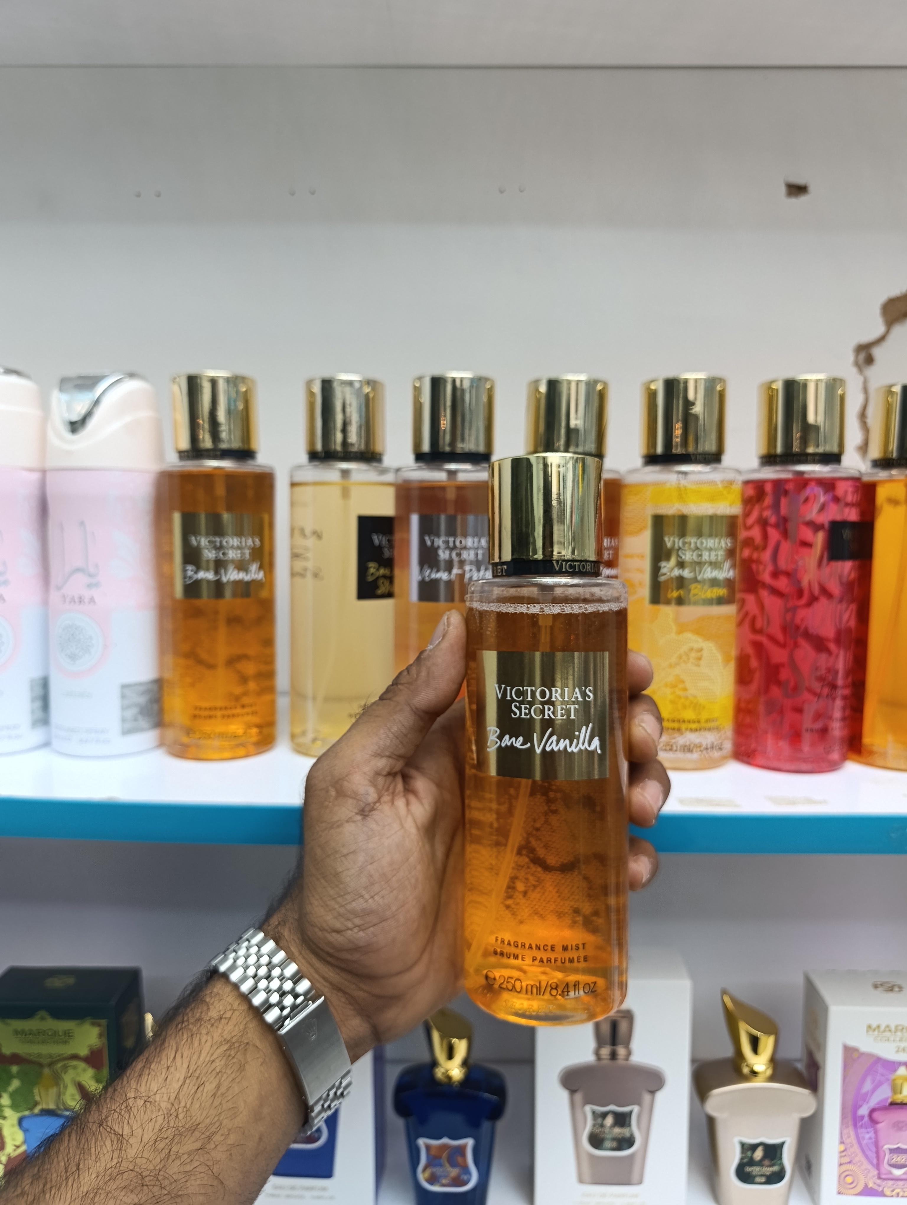 بادی اسپلش زنانه سکرت مدل Bare Vanilla حجم ۲۵۰ میلی لیتر